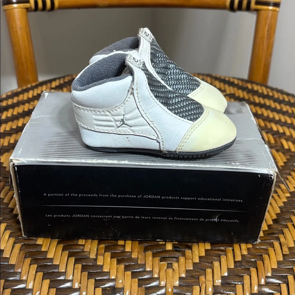Jordan 19 XIX White Flint Grey Sneakers 2C